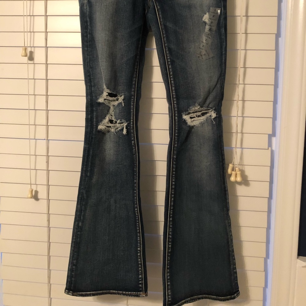 NWT American Eagle Flare Jeans. AE